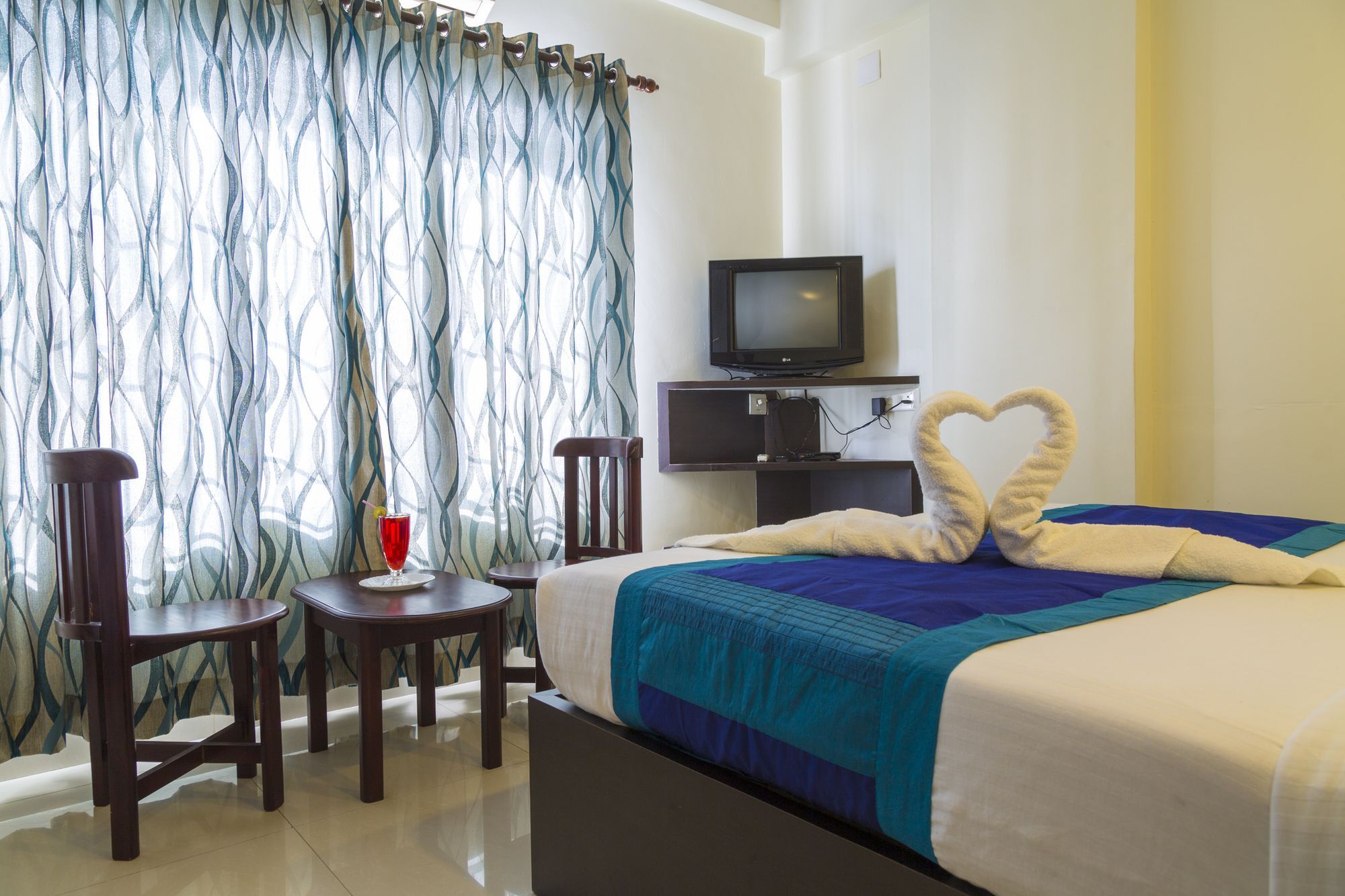 Hotel Sm Regency Kochi Екстер'єр фото